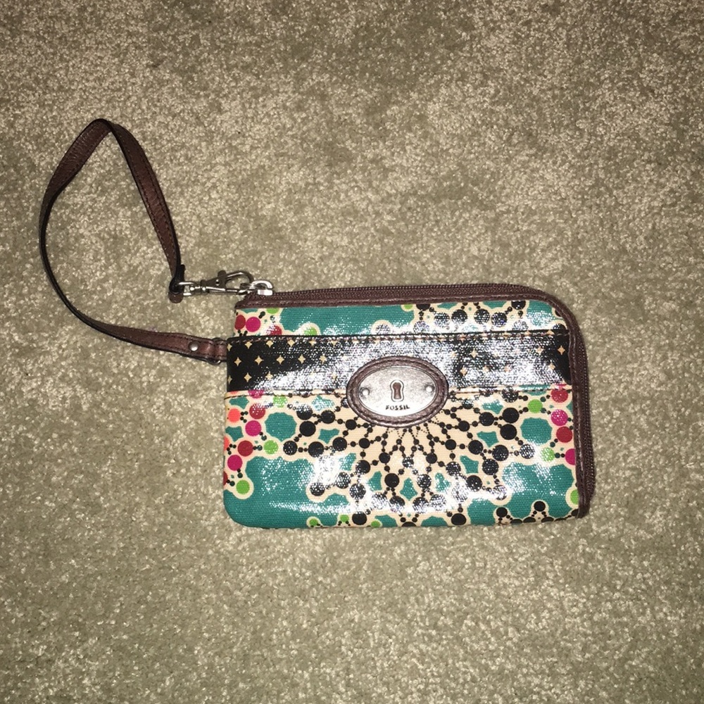 Fossil wristlet